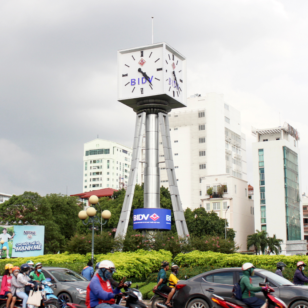 Tháp đồng hồ 