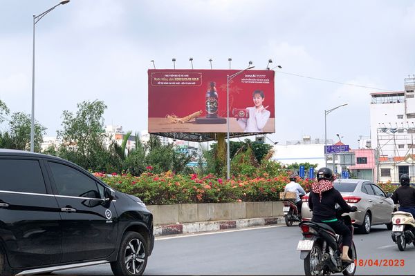  Billboard Chân cầu Đa Khoa - Ngã tư Nguyễn Văn Linh - Nguyễn Thị Thập, Quận 7, Tp. Hồ Chí Minh 