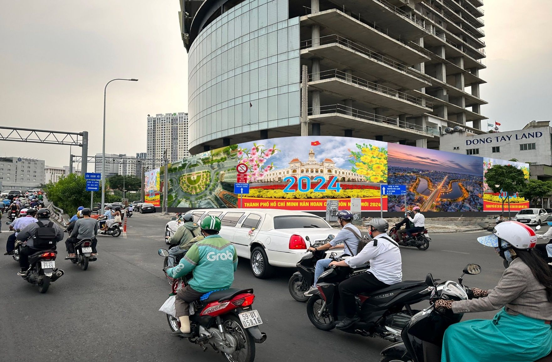  Hàng rào Hàm Nghi – Tôn Đức Thắng, Quận 1, Tp. Hồ Chí Minh 