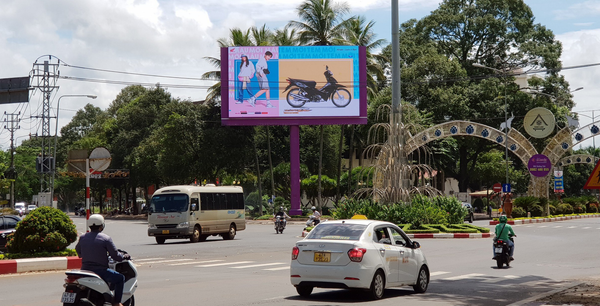  Led 2D Ngã 4 Nguyễn Tất Thành – Phan Bội Châu – Đinh Tiên Hoàng, Dak Lak 