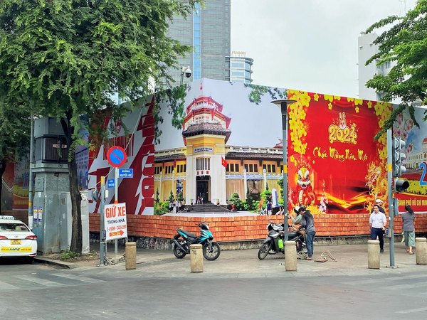  Hàng rào Nguyễn Huệ - Tôn Thất Thiệp, Quận 1, Tp. Hồ Chí Minh 