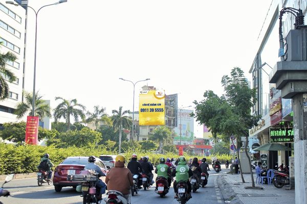  Pano Khu vực toà nhà E.Town( Hướng Cộng Hòa đi Ngã 4 An Sương), Tân Bình, Tp. Hồ Chí Minh 