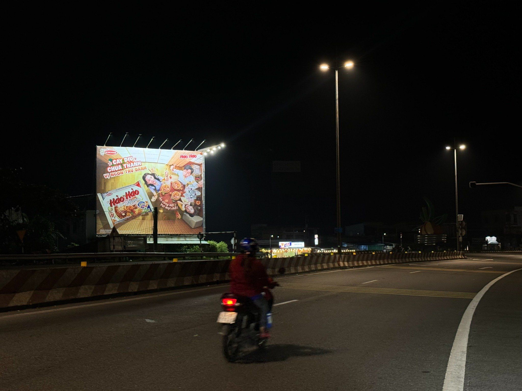  Billboard Đường  dẫn Cầu Mỹ Thuận cũ, Cần Thơ 