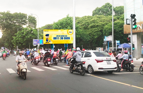  Billboard Điện Biên Phủ – Hai Bà Trưng , Quận 1, TP.HCM 