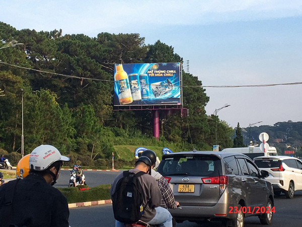  Billboard Góc Ngã 3 Trần Quốc Toản – Đinh Tiên Hoàng, Đà Lạt, Lâm Đồng 