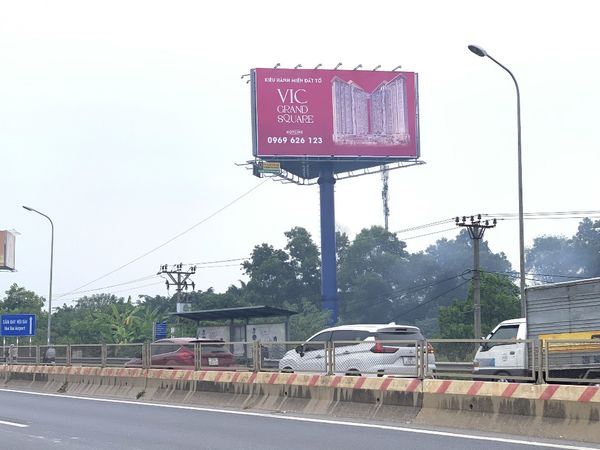  Billboard Vị trí 34A  - cột mốc giao thông H4/11 trục cao tốc Thăng Long –Nội Bài, Xã Thanh Xuân, huyện Sóc Sơn, Hà Nội 