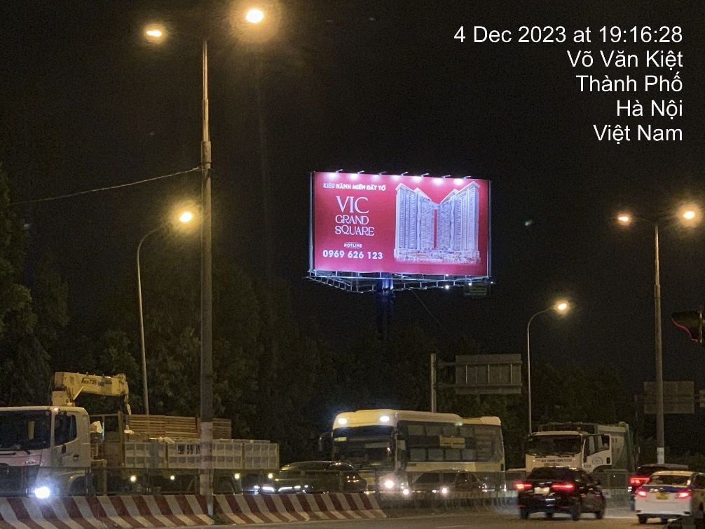  Billboard Vị trí 34A  - cột mốc giao thông H4/11 trục cao tốc Thăng Long –Nội Bài, Xã Thanh Xuân, huyện Sóc Sơn, Hà Nội 