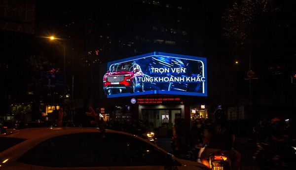  Led 3D TTTM Diamond - Phạm Ngọc Thạch - Nguyễn Văn Chiêm, Q1, Tp. Hồ Chí Minh 