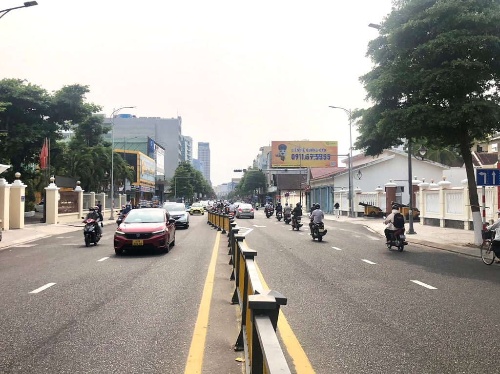  Pano Chân cầu Sông Hàn (06 Lê Duẩn), Đà Nẵng 