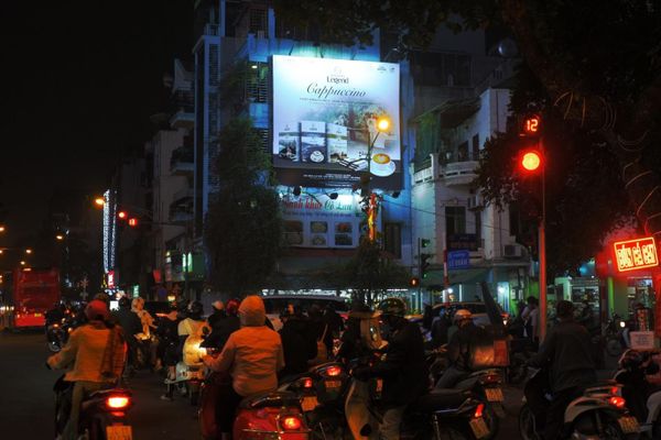  Pano Ngã 4 Lê Duẩn – Nguyễn Thái Học - 20 Lê Duẩn, Quận Hoàn Kiếm, Hà Nội 