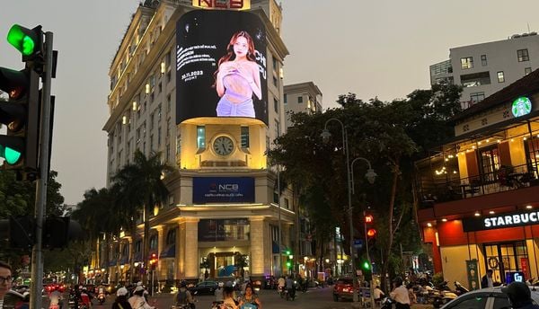  Led 3D Ngã 5 Vincom Bà Triệu - 25Lê Đại Hành, Hai Bà Trưng, Hà Nội 