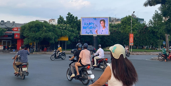  Led 2D Vườn Hoa Lạc Long Quân, Tây Hồ, Hà Nội 