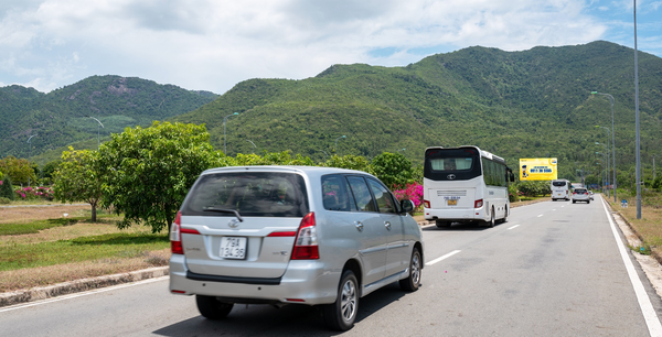  Billboard KM 17+800 đường Nguyễn Tất Thành (Hướng TP. Nha Trang đi Sân Bay), Khánh Hòa 