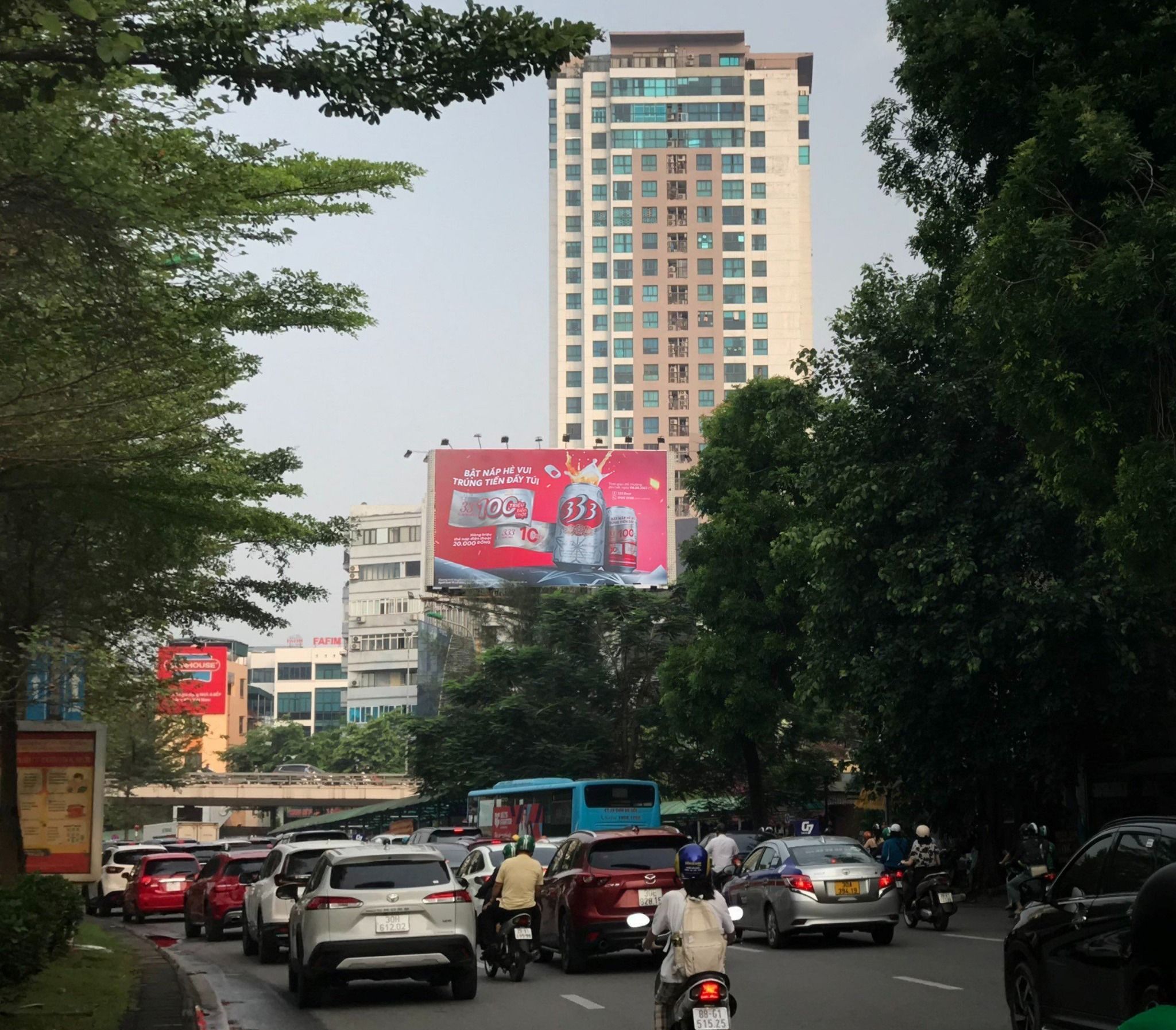  Billboard Ngã tư Sở, Đống Đa, Hà Nội 
