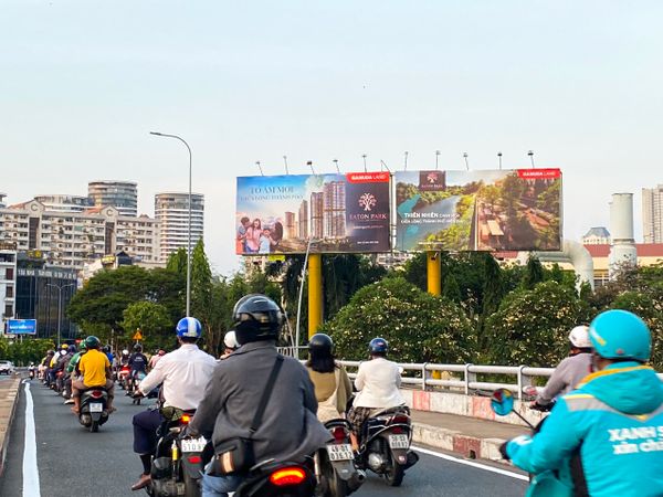  Billboard Chân cầu Nguyễn Hữu Cảnh (2), Bình Thạnh, Tp. Hồ Chí Minh 