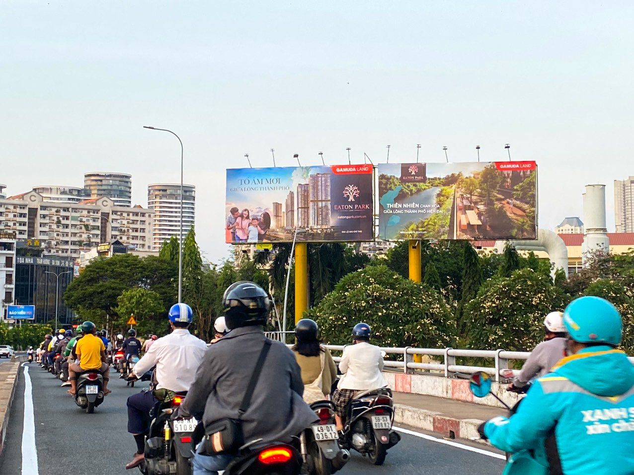  Billboard Chân cầu Nguyễn Hữu Cảnh (1), Bình Thạnh, Tp. Hồ Chí Minh 