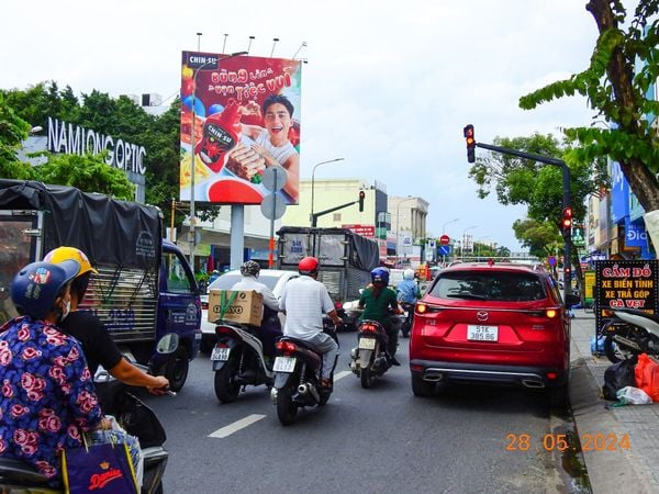  Billboard Co.op Mart Phan Văn Trị (Phan Văn Trị - Lê Đức Thọ), Gò Vấp, Tp. Hồ Chí Minh 