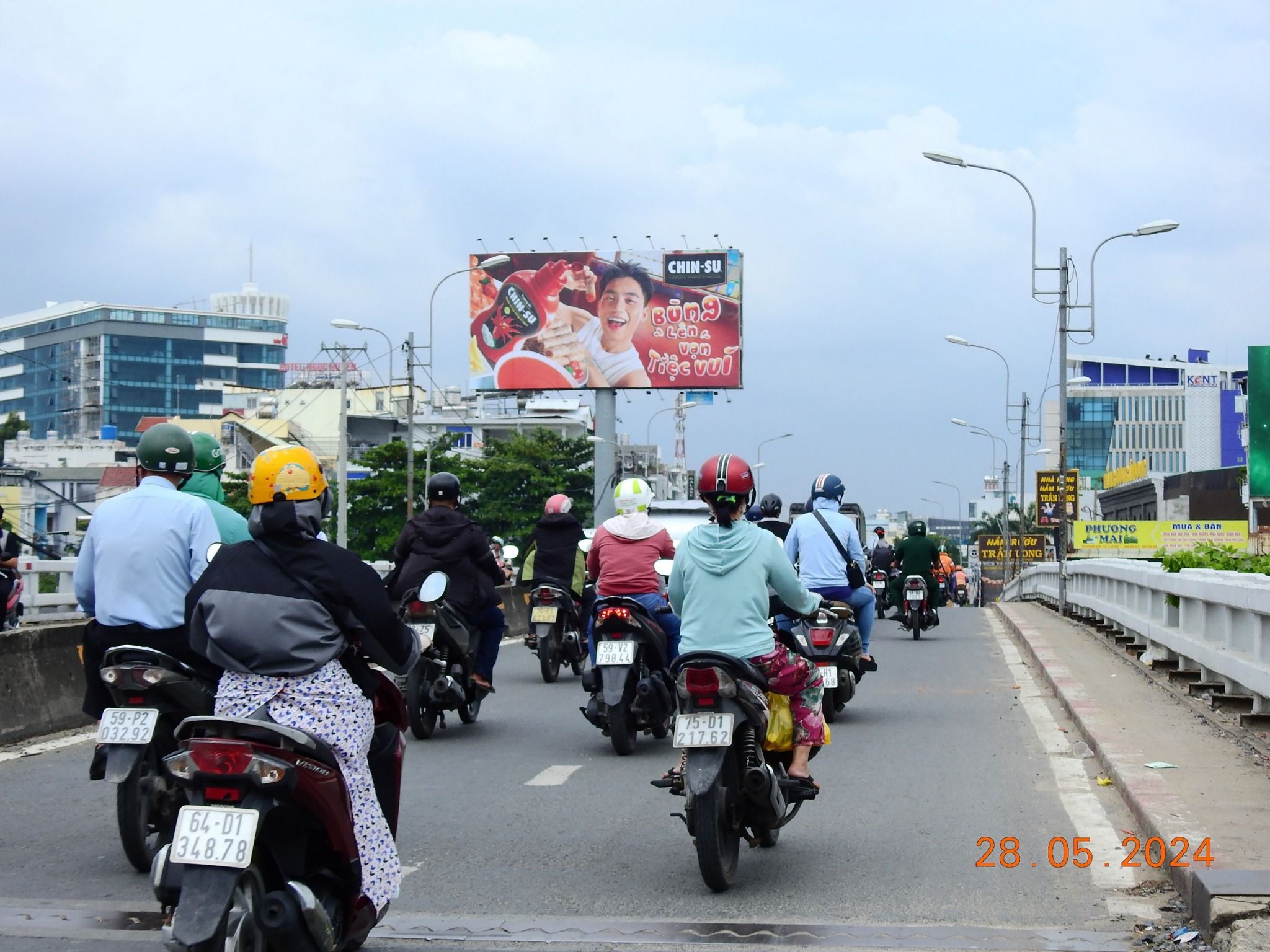  Billboard Cầu An Lộc - Nguyễn Oanh giáp Cầu vượt Ngã tư ga quốc lộ 1A, Quận 12, Tp. Hồ Chí Minh 