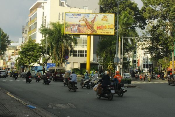  Billboard Mũi tàu An Dương Vương - Trần Phú (Công viên Thành Thái), Quận 5, TP. HCM 