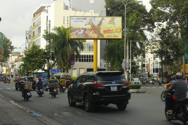  Billboard Mũi tàu An Dương Vương - Trần Phú (Công viên Thành Thái), Quận 5, TP. HCM 