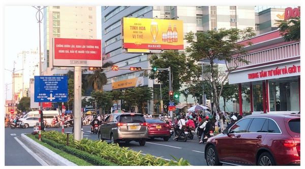  Billboard Ngã tư Nguyễn Văn Linh – Lê Đình Lý (271 Nguyễn Văn Linh), Đà Nẵng 