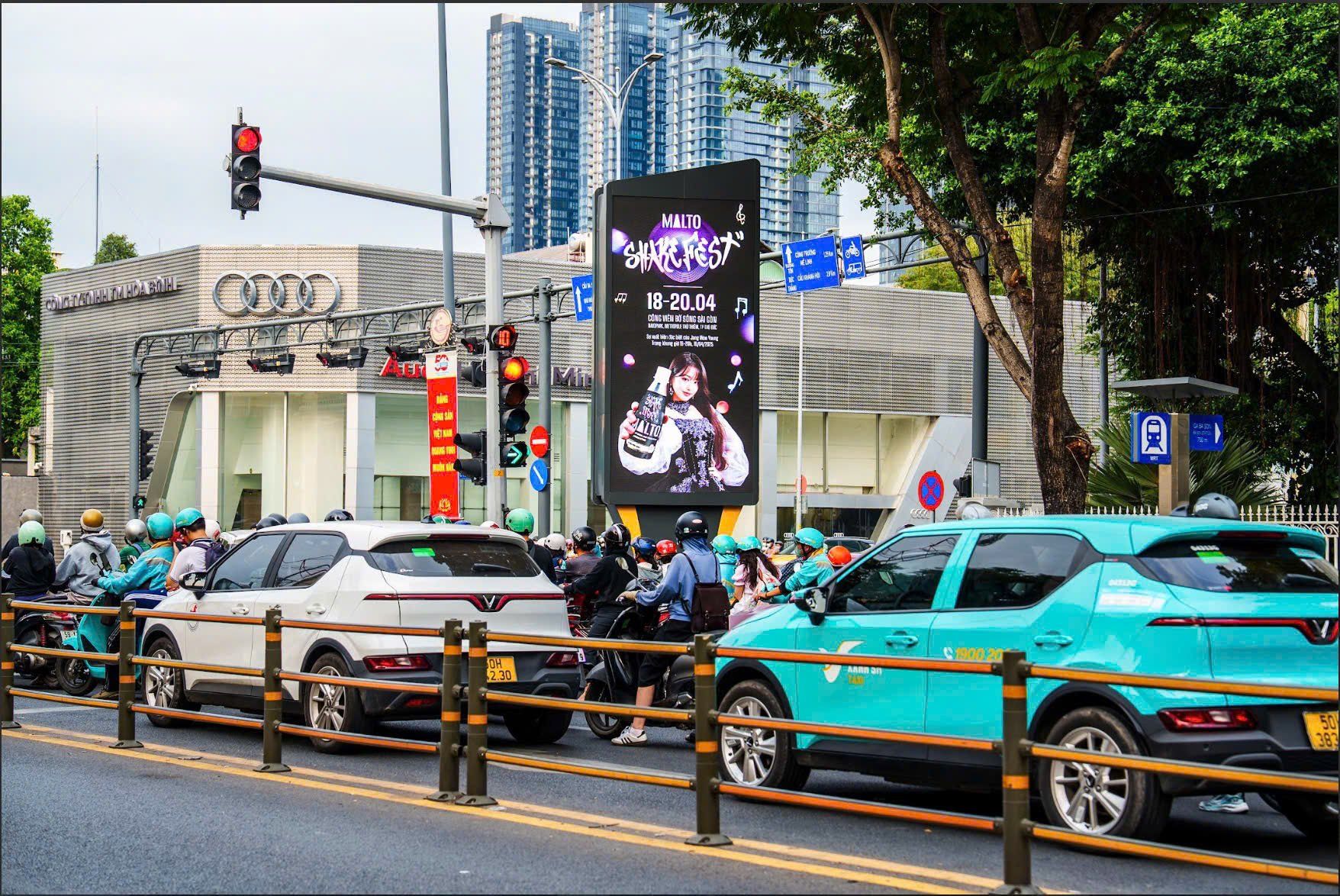  LED 5G Cầu Ba Son 