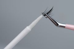 Keo Dán Mi Giả DREAMER UMI EYELASH GLUE