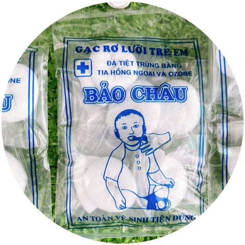  GÓI 50 GẠC RƠ LƯỠI BẢO CHÂU VỆ SINH RĂNG MIỆNG CHO BÉ 