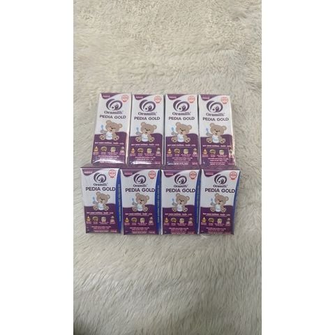  sữa pha sẳn oramilk pedia gold 180ml/110ml cho bé 1tuổi trở lên 