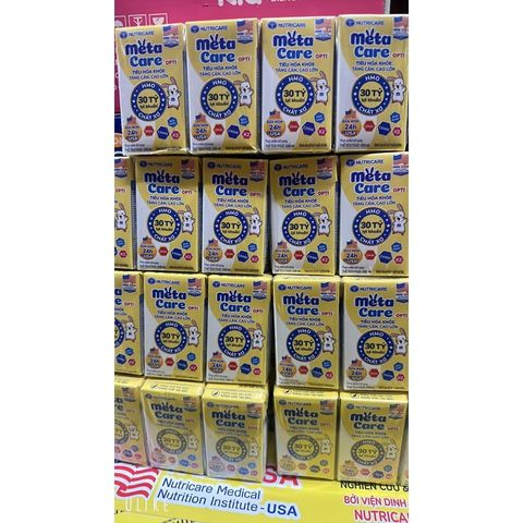  Sữa pha sẵn Nutricare MetaCare Gold 110ml (lốc 4 hộp) 