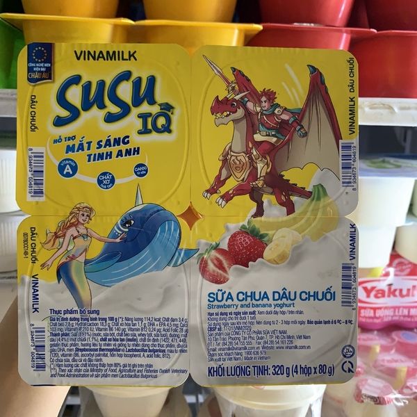  [HỎA TỐC] Sữa chua ăn SuSu IQ Cho Bé Màu Vàng Vị dâu chuối - Vỉ 4 hộp x 80g 