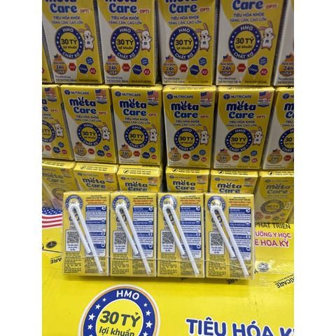  Sữa pha sẵn Nutricare MetaCare Gold 110ml (lốc 4 hộp) 