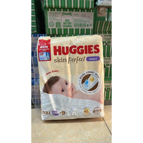  [TẶNG 9 MIẾNG-Mẫu mới]  ]Miếng lót sơ sinh Huggies NB1 - 108 miếng (Cho bé dưới 5kg) 