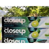  Kem đánh răng dạng Gel Closeup Muối Biển & Chanh 180g 