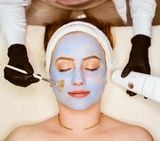  MẶT NẠ KHOÁNG CHẤT GIÚP TRẮNG DA ILLUSTRIOUS Christina _MASK SỐ 4 