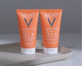  Bộ kem chống nắng không gây nhờn rít Vichy Ideal Soleil Dry touch 50ml & Sữa rửa mặt tạo bọt trắng da Ideal White 15ml 
