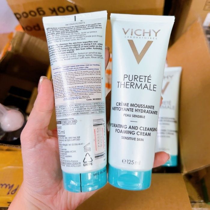  Sữa Rửa Mặt Tạo Bọt Chống Ô Nhiễm VICHY Pureté Thermale Hydrating And Cleansing Foaming Cream 125ml 