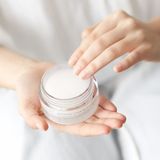  Serum D Program Whitening Jelly Clear Essence Dưỡng Sáng Da Dạng Jelly 60g 