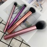  Set Cọ Real Techniques Everyday Essentials 4 cọ + 1 bông 