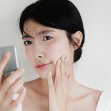  Essence Giảm Mụn Và Làm Mờ Vết Thâm D-program Acne Care Spot 15g 