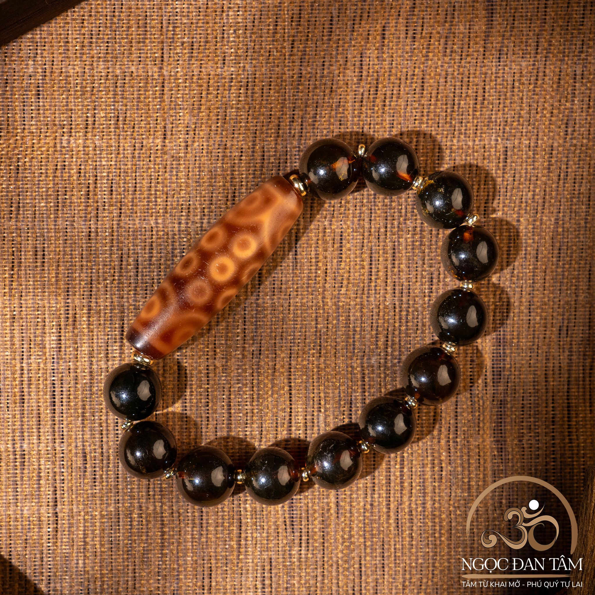  Vòng Tay Dzi 21 Mắt Phối Huyết Phách 