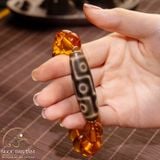  Vòng Tay Dzi 9 Mắt 46x14mm Phối Hổ Phách Cognac 