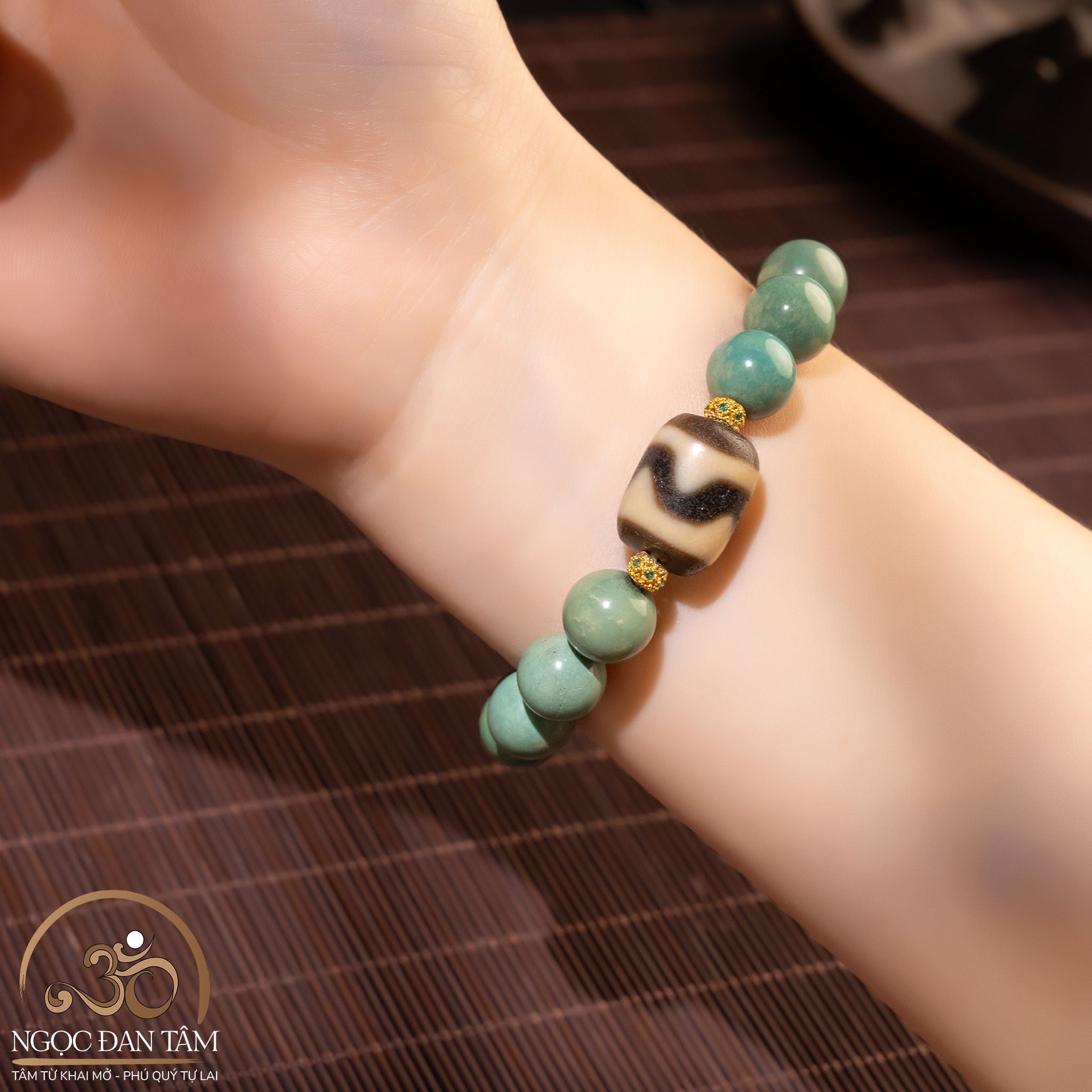  Vòng Tay Dzi Răng Cọp Phối Lam Ngọc 