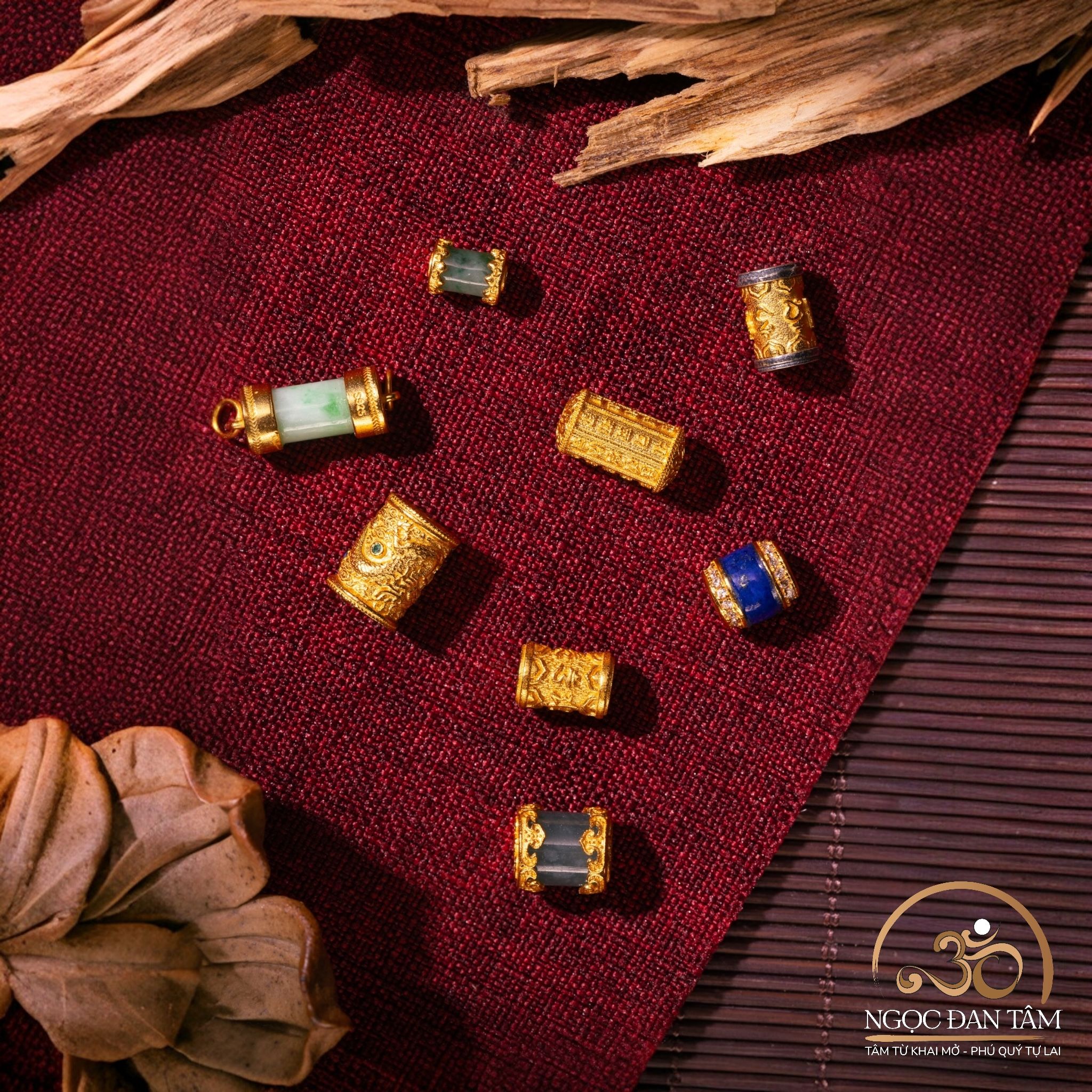  Charm Pháp Khí Tây Tạng 