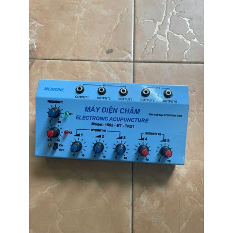 Máy điện châm - châm cứu Việt Nam 5 đầu cắm
