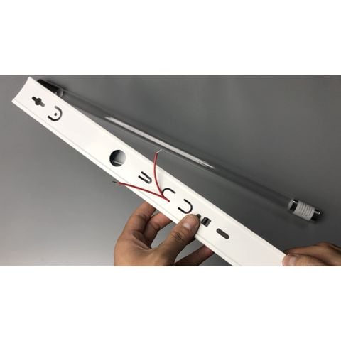 Máng trắng sơn tĩnh diện( combo 5 mang) dùng cho đèn cực tím đèn uvc đèn diệt khuẩn 60cm