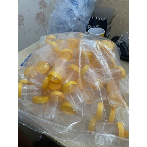 50 cái Lọ đựng mẫu phân có muỗng MEDISURE 60ml