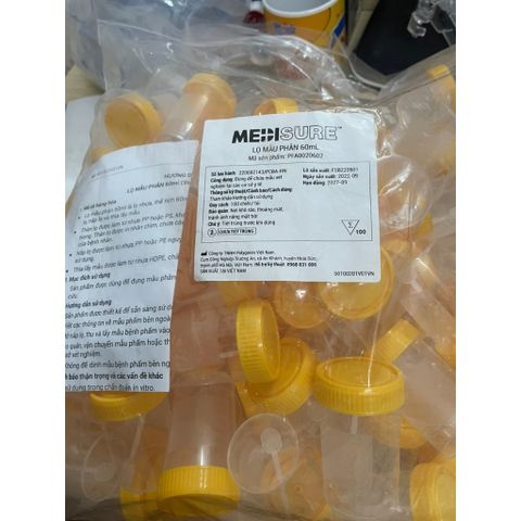 50 cái Lọ đựng mẫu phân có muỗng MEDISURE 60ml