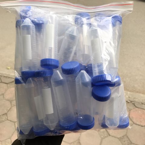 Ống Falcon 50ml, Ống Ly Tâm 50ml Nắp Vặn , Đáy Nhọn (50 cái)