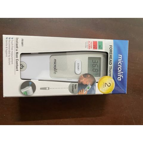 Nhiệt kế hồng ngoại đo trán Microlife